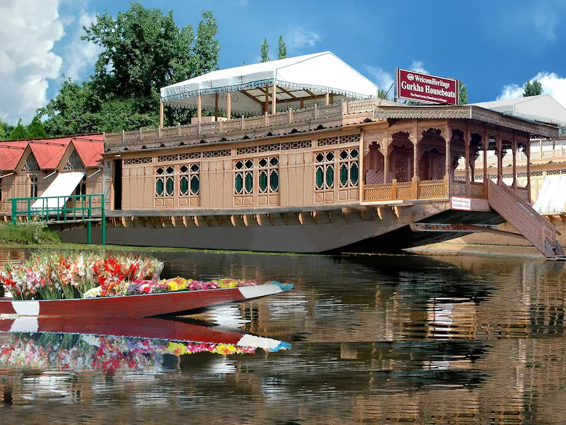 The Enchantment of Houseboating in Kashmir