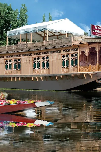 The Enchantment of Houseboating in Kashmir