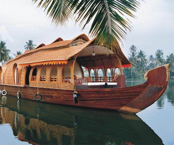 beauty of kerela house boat:the unique experience in god’s country