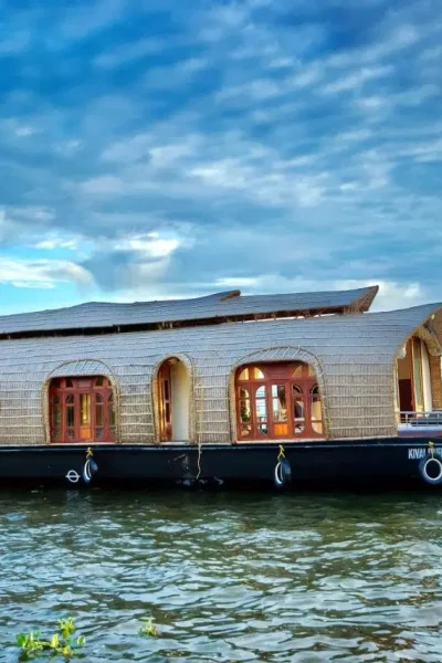 The Extravagance of Houseboats in Goa